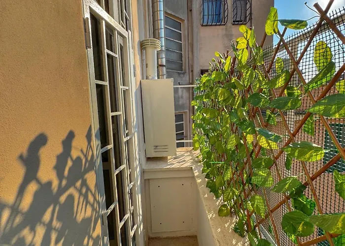 Tito House * רומא